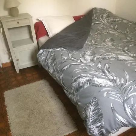 Maison Marylene Possibilite De Louer 2 Chambres Et Un Lit 1Place Supplementaire Ici C'Est Calme Et Simple Entretien Et Petit Dejeuner A Regler Sur Place Vous Gagnez 16 Pour-Cent Givry  Exterior photo